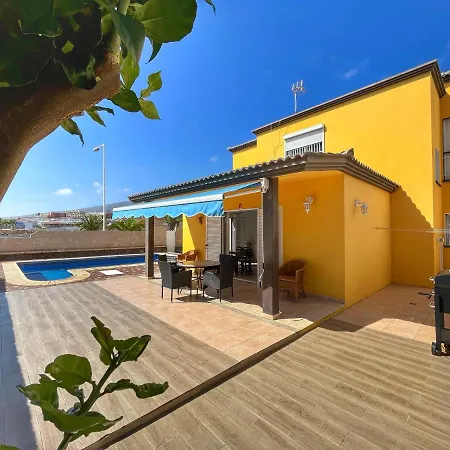 Isabel * Costa Adeje (Tenerife)