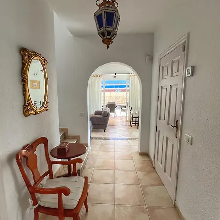 Isabel Costa Adeje (Tenerife)